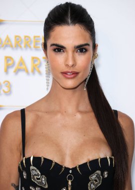 Carol Mendes, Darren Dzienciol ve Richie Akiva Oscar Partisi 'ne 10 Mart 2023' te Bel Air, Los Angeles, Kaliforniya, ABD 'de düzenlenen Özel Konuta gelir.. 