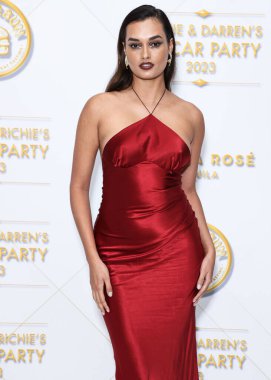 Brezilyalı model Gizele Oliveira, 10 Mart 2023 tarihinde Bel Air, Los Angeles, Kaliforniya, ABD 'de düzenlenen Darren Dzienciol ve Richie Akiva Oscar Partisi 2023' e ulaşır.. 