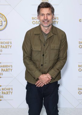 Danimarkalı aktör ve yapımcı Nikolaj Coster-Waldau, 10 Mart 2023 tarihinde Bel Air, Los Angeles, Kaliforniya, ABD 'de düzenlenen Darren Dzienciol ve Richie Akiva Oscar Partisi 2023' e geldi.. 