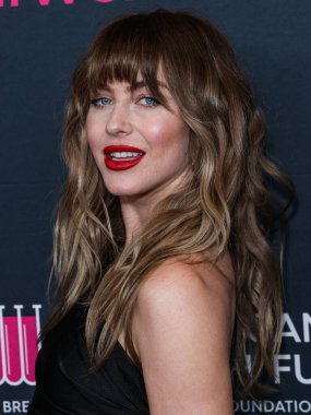 Amerikalı dansçı, aktris ve şarkıcı Julianne Hough, 16 Mart 2023 'te Beverly Wilshire, A Four Seasons Hotel' de düzenlenen Kadın Kanser Araştırma Fonu 'nun Unutulmaz Akşam Yardım Galası 2023' e geldi.