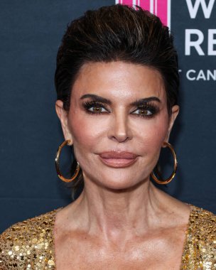 Amerikalı aktris, televizyon kişiliği ve mankeni Lisa Rinna, 16 Mart 2023 'te Beverly Wilshire, A Four Seasons Hotel' de düzenlenen Unutulmaz Akşam Yardım Galası 2023 'e geldi.