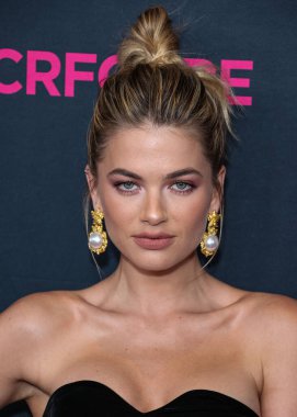 Avustralyalı model Megan Blake Irwin, 16 Mart 2023 'te Beverly Wilshire, A Four Seasons Hotel' de düzenlenen Kadın Kanser Araştırma Fonu 'nun Unutulmaz Akşam Yardım Galası 2023' e geliyor..