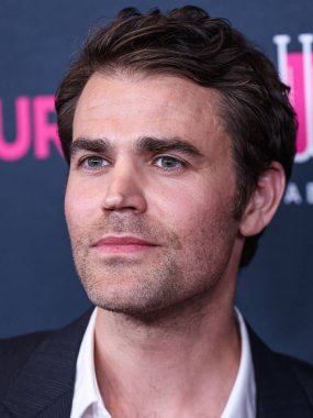 American actor, director and producer Paul Wesley arrives at The Women's Cancer Research Fund's An Unforgettable Evening Benefit Gala 2023 held at the Beverly Wilshire, A Four Seasons Hotel on March 16, 2023 in Beverly Hills, Los Angeles, California clipart