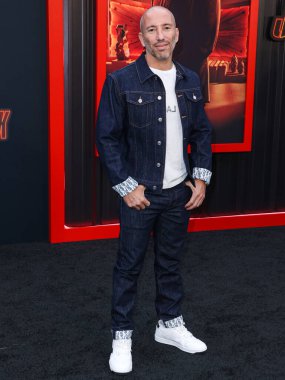 Amerikalı emlak komisyoncusu, avukat, etkili ve realite TV kişisi Jason Oppenheim, 20 Mart 2023 'te Hollywood, Los Angeles' ta bulunan TCL Çin Tiyatrosu IMAX 'te düzenlenen Lionsgate' in 