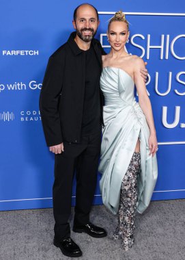 Christian Richard ve eşi Christine Quinn Amerika Moda Vakfı 'na geldiler. Ödül 2023, 21 Mart 2023 tarihinde Hollywood, Los Angeles, Kaliforniya, ABD 'de Goya Stüdyoları' nda düzenlendi..