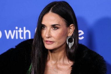 Demi Moore, Moda Vakfı 'na ulaştı. Ödül 2023, 21 Mart 2023 tarihinde Hollywood, Los Angeles, Kaliforniya, ABD 'de Goya Stüdyoları' nda düzenlendi.. 