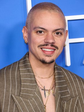 Evan Ross Moda Vakfı 'na geliyor. Ödül 2023, 21 Mart 2023 tarihinde Hollywood, Los Angeles, Kaliforniya, ABD 'de Goya Stüdyoları' nda düzenlendi..