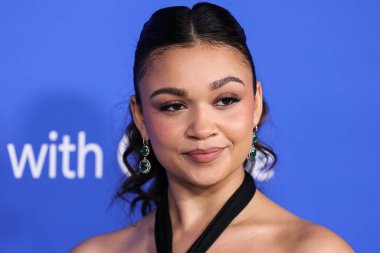 Madison Bailey Amerika Moda Vakfı 'na geliyor. Ödül 2023, 21 Mart 2023 tarihinde Hollywood, Los Angeles, Kaliforniya, ABD 'de Goya Stüdyoları' nda düzenlendi..