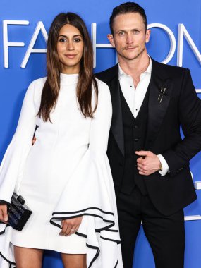 Tara Tucker ve Jonathan Tucker Amerika Moda Vakfı 'na vardılar. Ödül 2023, 21 Mart 2023 tarihinde Hollywood, Los Angeles, Kaliforniya, ABD 'de Goya Stüdyoları' nda düzenlendi..