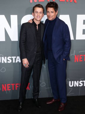 John Owen Lowe ve Peder Rob Lowe, Netflix 'in' istikrarsız '1. sezonunun Los Angeles Premiere' ine 23 Mart 2023 'te Hollywood, Los Angeles, Kaliforniya, ABD' de düzenlenen Netflix Tudum Theater 'a geldiler.. 