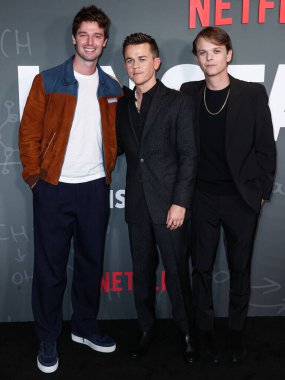 Patrick Schwarzenegger, John Owen Lowe, Matthew Edward Lowe Netflix 'in 23 Mart 2023' te Hollywood, Los Angeles, Kaliforniya, ABD 'de düzenlenen Netflix Tudum Tiyatrosu' nun birinci sezonunun Los Angeles Premiere 'ine geldiler.. 