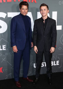 Rob Lowe ve oğlu John Owen Lowe Netflix 'in' istikrarsız '1. sezonunun Los Angeles Premiere' ine 23 Mart 2023 'te Hollywood, Los Angeles, Kaliforniya, ABD' deki Netflix Tudum Tiyatrosu 'nda geldiler.. 