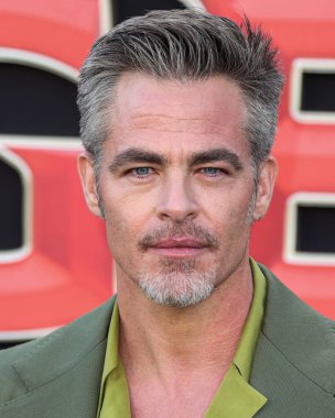 Amerikalı aktör Chris Pine, 26 Mart 2023 'te Westwood, Los Angeles, Kaliforniya, ABD' deki Regency Village Theatre 'da düzenlenen Los Angeles Premiere Of Paramount Pictures ve eOne' s Dungeons & Dragons 'a geldi.. 
