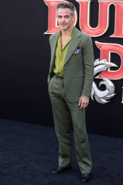 Amerikalı aktör Chris Pine, 26 Mart 2023 'te Westwood, Los Angeles, Kaliforniya, ABD' deki Regency Village Theatre 'da düzenlenen Los Angeles Premiere Of Paramount Pictures ve eOne' s Dungeons & Dragons 'a geldi..