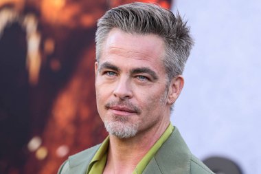 Amerikalı aktör Chris Pine, 26 Mart 2023 'te Westwood, Los Angeles, Kaliforniya, ABD' deki Regency Village Theatre 'da düzenlenen Los Angeles Premiere Of Paramount Pictures ve eOne' s Dungeons & Dragons 'a geldi..