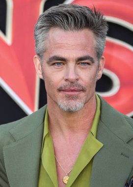 Amerikalı aktör Chris Pine, 26 Mart 2023 'te Westwood, Los Angeles, Kaliforniya, ABD' deki Regency Village Theatre 'da düzenlenen Los Angeles Premiere Of Paramount Pictures ve eOne' s Dungeons & Dragons 'a geldi.. 