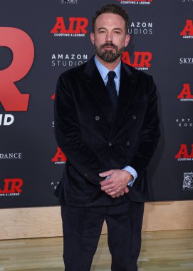 Amerikalı aktör ve film yapımcısı Ben Affleck, 27 Mart 2023 'te Westwood, Los Angeles, Kaliforniya, ABD' deki Regency Village Theatre 'da düzenlenen Amazon Stüdyolarının ve Skydance Media' nın 'Air' in dünya prömiyerine geldi.. 