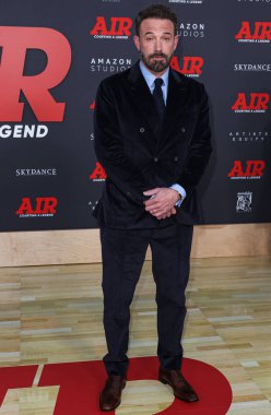 Amerikalı aktör ve film yapımcısı Ben Affleck, 27 Mart 2023 'te Westwood, Los Angeles, Kaliforniya, ABD' deki Regency Village Theatre 'da düzenlenen Amazon Stüdyolarının ve Skydance Media' nın 'Air' in dünya prömiyerine geldi.. 