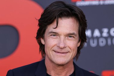 Amerikalı aktör, yönetmen ve yapımcı Jason Bateman, 27 Mart 2023 'te Westwood, Los Angeles, Kaliforniya, ABD' deki Regency Village Theatre 'da düzenlenen Amazon Stüdyolarının ve Skydance Media' nın 'Air' in dünya prömiyerine geldi.. 