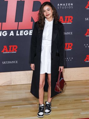 Madison Bailey, 27 Mart 2023 'te Westwood, Los Angeles, Kaliforniya, ABD' deki Regency Village Theatre 'da düzenlenen Amazon Stüdyolarının ve Skydance Media' nın 