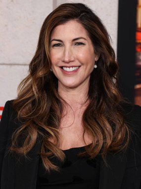 Amerikalı aktris Jackie Sandler, Netflix 'in' Cinayet Gizemi 2 'nin Los Angeles galasına 28 Mart 2023' te Westwood, Los Angeles, Kaliforniya, ABD 'deki Regency Village Theatre' a geldi..
