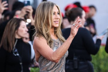 Versace giyen Amerikalı aktris ve yapımcı Jennifer Aniston, 28 Mart 2023 'te Westwood, Los Angeles, Kaliforniya, ABD' deki Regency Village Theatre 'da düzenlenen Netflix' in 'Murder Mystery 2' adlı filminin Los Angeles galasına geldi.. 