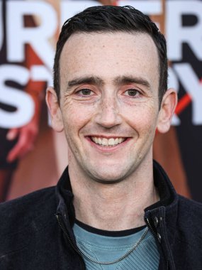 Amerikalı komedyen, aktör ve yönetmen Tyler Spindel, 28 Mart 2023 'te Westwood, Los Angeles, Kaliforniya, ABD' deki Regency Village Theatre 'da düzenlenen Netflix' in 'Cinayet Gizemi 2' nin Los Angeles prömiyerine geldi.. 