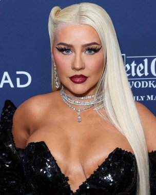 Amerikalı şarkıcı, söz yazarı, oyuncu ve televizyon kişiliği Christina Aguilera, 30 Mart 2023 'te Beverly Hilton Hotel' de düzenlenen 34. Yıllık GLAAD Medya Ödülleri 'ne geldi.. 