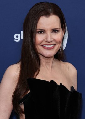 Amerikalı aktris ve yapımcı Geena Davis, 30 Mart 2023 'te Beverly Hilton Hotel' de düzenlenen 34. Geleneksel GLAAD Medya Ödülleri 'ne geldi.. 
