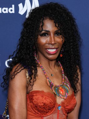 İngiliz şarkıcı, aktris ve televizyon kişiliği Sinitta Malone, 30 Mart 2023 'te Beverly Hills, Los Angeles, Kaliforniya, ABD' de düzenlenen 34. Yıllık GLAAD Medya Ödülleri 'ne geldi..