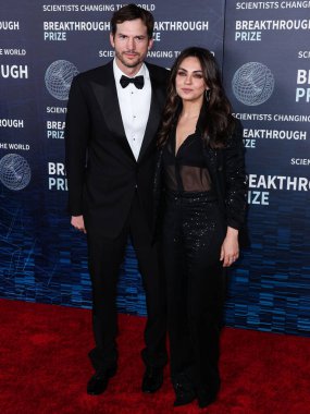 Ashton Kutcher ve eşi Mila Kunis, 15 Nisan 2023 'te ABD' nin Kaliforniya eyaletinin Los Angeles kentinde düzenlenen Akademi Sinema Müzesi 'nde düzenlenen 9..
