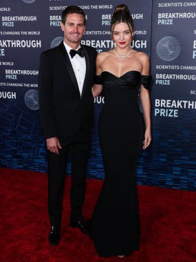 Evan Spiegel ve eşi Miranda Kerr, 15 Nisan 2023 'te Los Angeles, Kaliforniya, ABD' deki Akademi Sinema Müzesi 'nde düzenlenen 9.. 