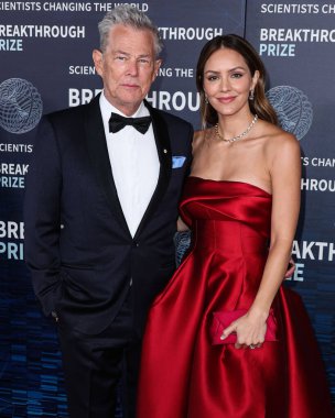 David Foster ve eşi Katharine McPhee, 15 Nisan 2023 'te Los Angeles, Kaliforniya, ABD' deki Akademi Sinema Müzesi 'nde düzenlenen 9.. 