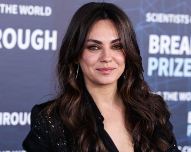 Amerikalı aktris Mila Kunis, 15 Nisan 2023 'te ABD' nin Kaliforniya eyaletinin Los Angeles kentinde bulunan Akademi Sinema Müzesi 'nde düzenlenen 9..