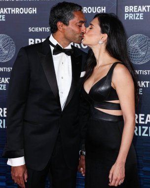 Chamath Palihapitiya ve Nathalie Dompe, 15 Nisan 2023 'te ABD' nin Kaliforniya eyaletinin Los Angeles kentinde bulunan Akademi Sinema Müzesi 'nde düzenlenen 9..