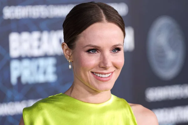 American Actress Singer Kristen Bell Arrives 9Th Annual Breakthrough Prize — Stock Photo, Image