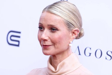 G etiketi takan Amerikalı aktris ve iş kadını Gwyneth Paltrow, 23 Nisan 2023 'te Beverly Hills, Los Angeles' taki The Beverly Hills Otel 'de düzenlenen The Daily Front Row' un 7. Moda Ödülleri 'ne geldi.