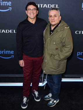 Anthony Russo ve kardeşi Joe Russo, 25 Nisan 2023 tarihinde Culver City, Los Angeles, Kaliforniya, ABD 'de gerçekleştirilen Amazon Prime Video' nun 'Citadel' birinci sezonu için Los Angeles Kırmızı Halı ve Hayran Gösterimi 'ne geldiler..