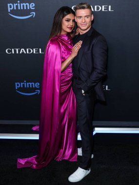 Priyanka Chopra Jonas ve Richard Madden, 25 Nisan 2023 'te Culver City, Los Angeles, Kaliforniya, ABD' de düzenlenen Amazon Prime Video 'nun' Citadel 'birinci sezonu için Los Angeles Kırmızı Halı ve Hayran Gösterimi' ne geldiler. (Fotoğraf: