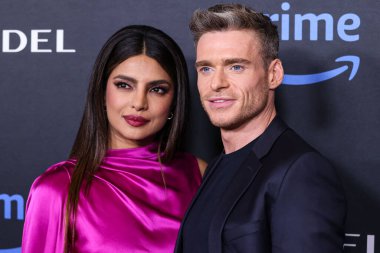 Priyanka Chopra Jonas ve Richard Madden, 25 Nisan 2023 'te Culver City, Los Angeles, Kaliforniya, ABD' de düzenlenen Amazon Prime Video 'nun' Citadel 'birinci sezonu için Los Angeles Kırmızı Halı ve Hayran Gösterimi' ne geldiler. (Fotoğraf: