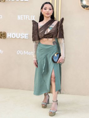 Filipin asıllı Amerikalı medya mensubu Bella Poarch, 6 Mayıs 2023 'te Los Angeles, Kaliforniya, ABD' deki The Music Center 'da düzenlenen Gold House' un 2..