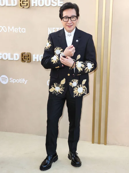 Actor Estadounidense Huy Quan Llega Gala Anual Oro 2023 Gold — Foto de Stock