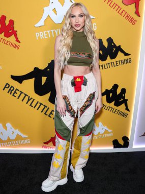 Amerikalı emlak komisyoncusu Christine Quinn, 9 Mayıs 2023 'te Hollywood Sunset Room Hollywood' da düzenlenen PrettyLittleThing X Kappa Fırlatma Partisi 'ne geldi.. 