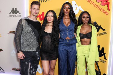 Nic Birchall, Avery Grooms, Zeta Morrison ve Trina Njoroge, 9 Mayıs 2023 'te Hollywood Sunset Room Hollywood' da düzenlenen PrettyLittleThing X Kappa Fırlatma Partisi 'ne geldiler. (Fotoğraf: Xavier Collin / Görüntü Öncesi