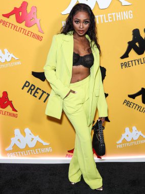 Trina Njoroge, 9 Mayıs 2023 'te Hollywood Sunset Room Hollywood' da düzenlenen PrettyLittleThing X Kappa Fırlatma Partisi 'ne geldi..