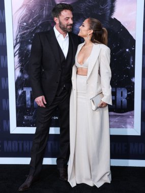  Ben Affleck ve eşi Jennifer Lopez (J.Lo, Jennifer Lynn Lopez-Affleck) Netflix 'in 