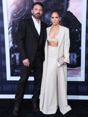 Amerikalı aktör ve film yapımcısı Ben Affleck ve eşi Amerikalı aktris, şarkıcı ve dansçı Jennifer Lopez, Netflix 'in 10 Mayıs 2023' te Westwood, Los Angeles, Kaliforniya, ABD 'deki Regency Village Theater' daki 