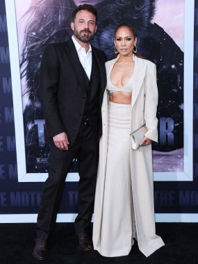 Amerikalı aktör ve film yapımcısı Ben Affleck ve eşi Amerikalı aktris, şarkıcı ve dansçı Jennifer Lopez, Netflix 'in 10 Mayıs 2023' te Westwood, Los Angeles, Kaliforniya, ABD 'deki Regency Village Theater' daki 