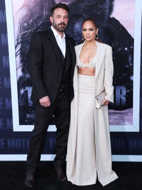 Amerikalı aktör ve film yapımcısı Ben Affleck ve eşi Amerikalı aktris, şarkıcı ve dansçı Jennifer Lopez, Netflix 'in 10 Mayıs 2023' te Westwood, Los Angeles, Kaliforniya, ABD 'deki Regency Village Theater' daki 