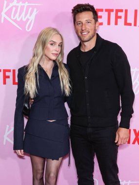 Alex Cooper ve Matt Kaplan Netflix 'in' XO, Kitty 'sezonunun Los Angeles Premiere Event of Netflix' ine 11 Mayıs 2023 'te Hollywood, Los Angeles, Kaliforniya, ABD' de düzenlenen Netflix Tudum Theater 'a geldiler.. 